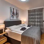 Art Apartment Monvidal